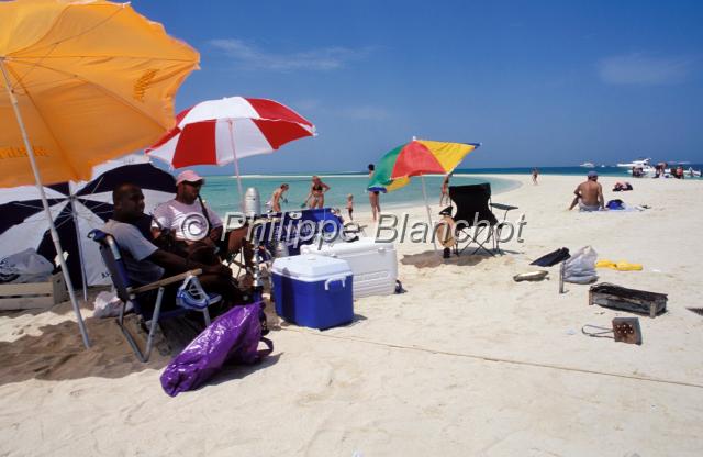 bahrein 02.JPG - Ile du golfe persique se découvrant a marée basseHawar islandsBahrein